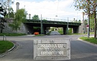 Ameisbachzeile mit Flötzersteigbrücke