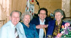 vlnr.: Hannes, Tante Hanni, Peter, Gretl